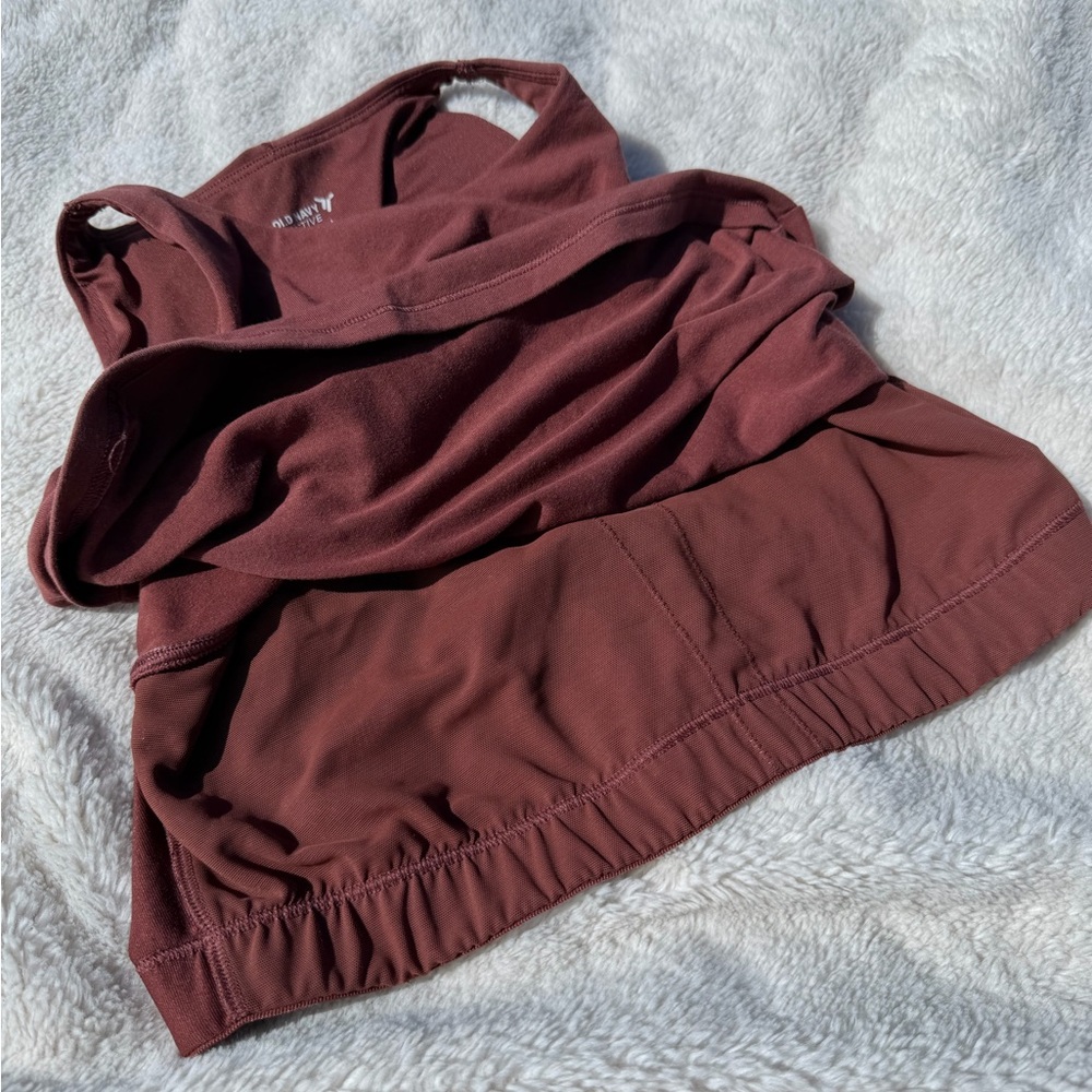 Women’s Old Navy Workout Tank - Picture 4 of 4